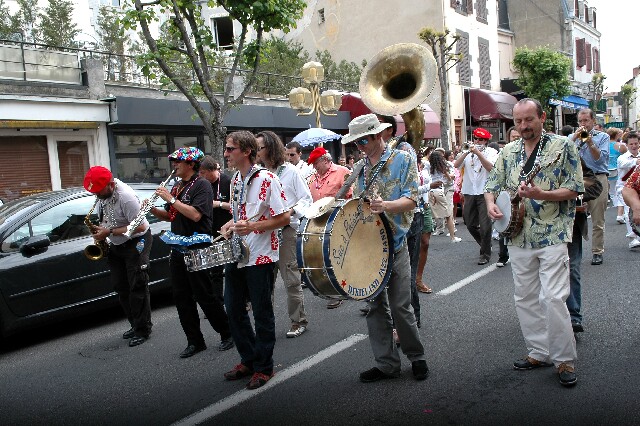 min 2008 05 10 jazz sources parade 192